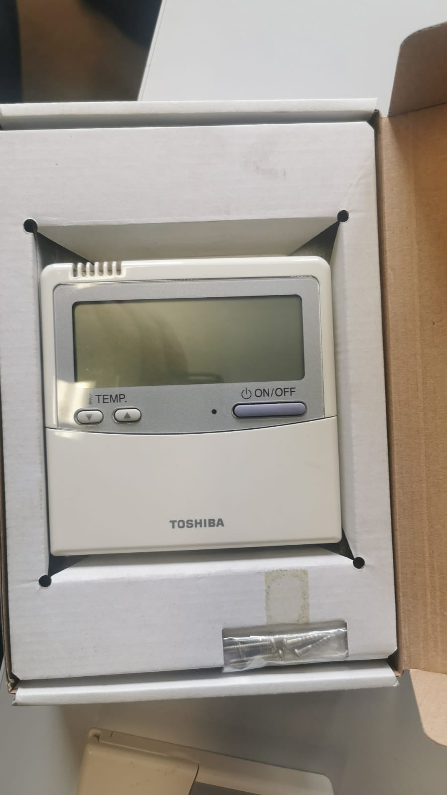 Klimaanlage TOSHIBA für Kühlung und Heizung