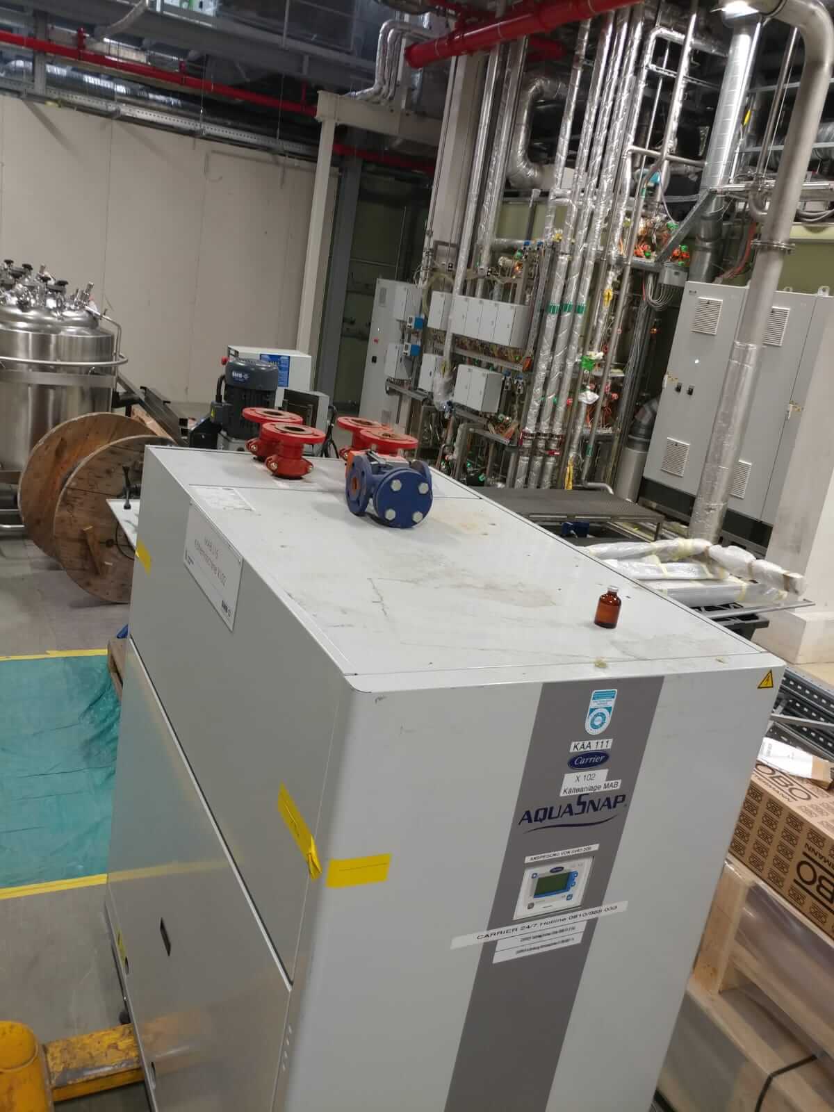 Wärmepumpe/Chiller Fabrikat CARRIER Type 30WG-070-0034-PE-NGA-WG