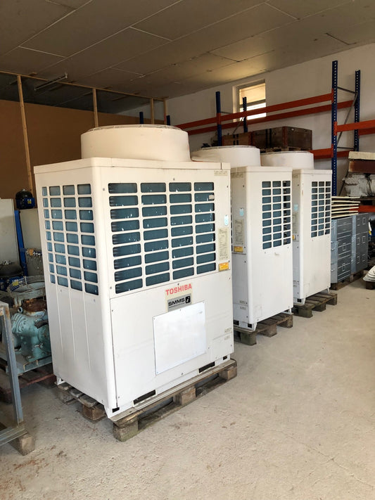 Klimaanlage TOSHIBA für Kühlung und Heizung