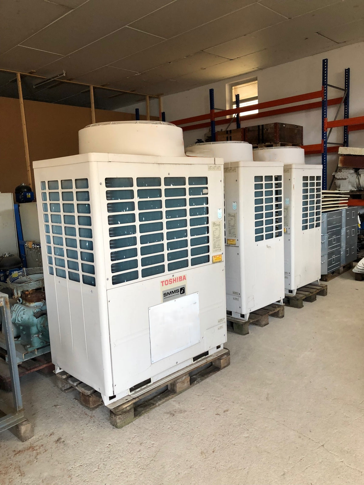 Klimaanlage TOSHIBA für Kühlung und Heizung