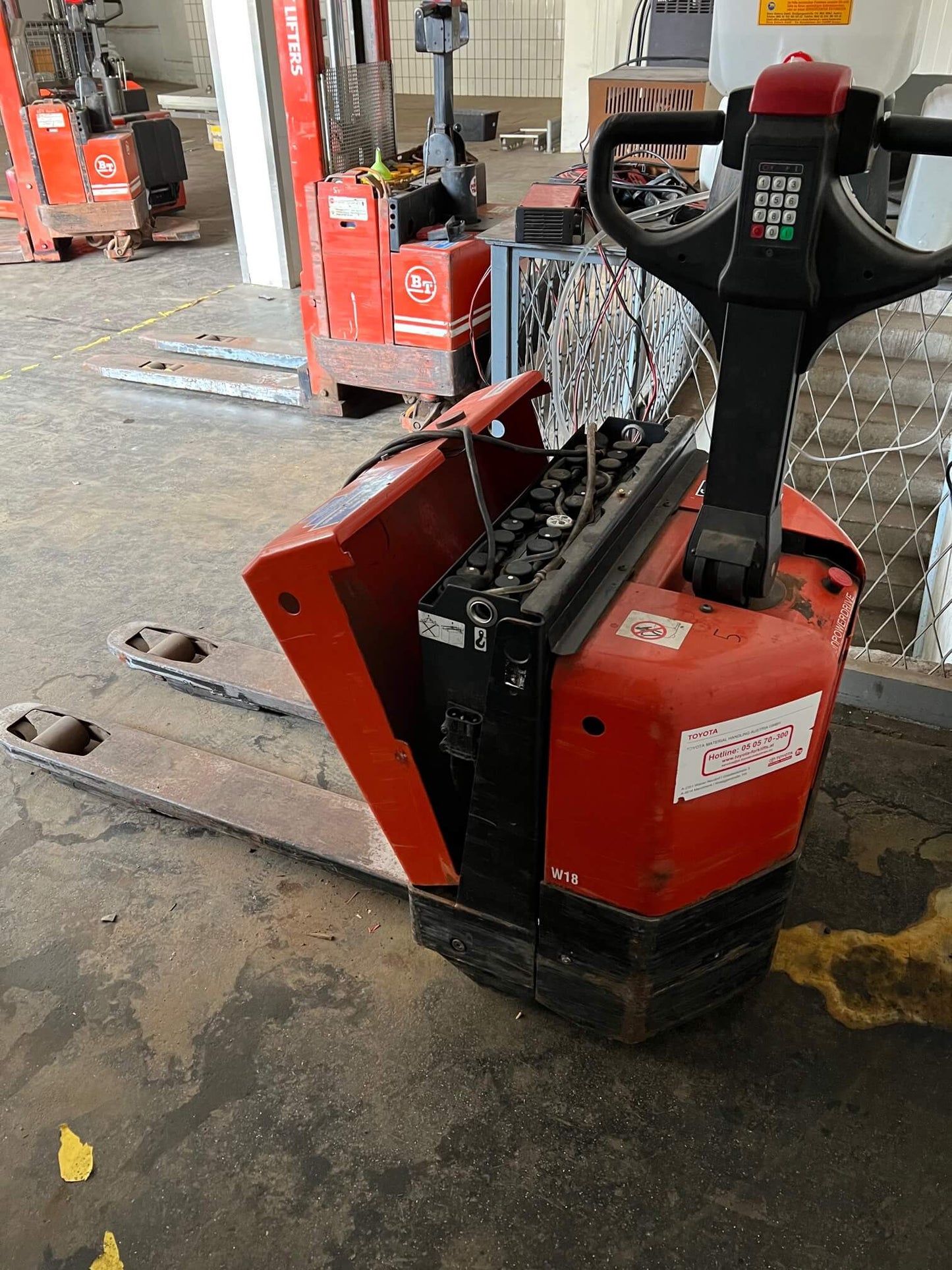 Hubameise, Stapler Fabrikat BT
