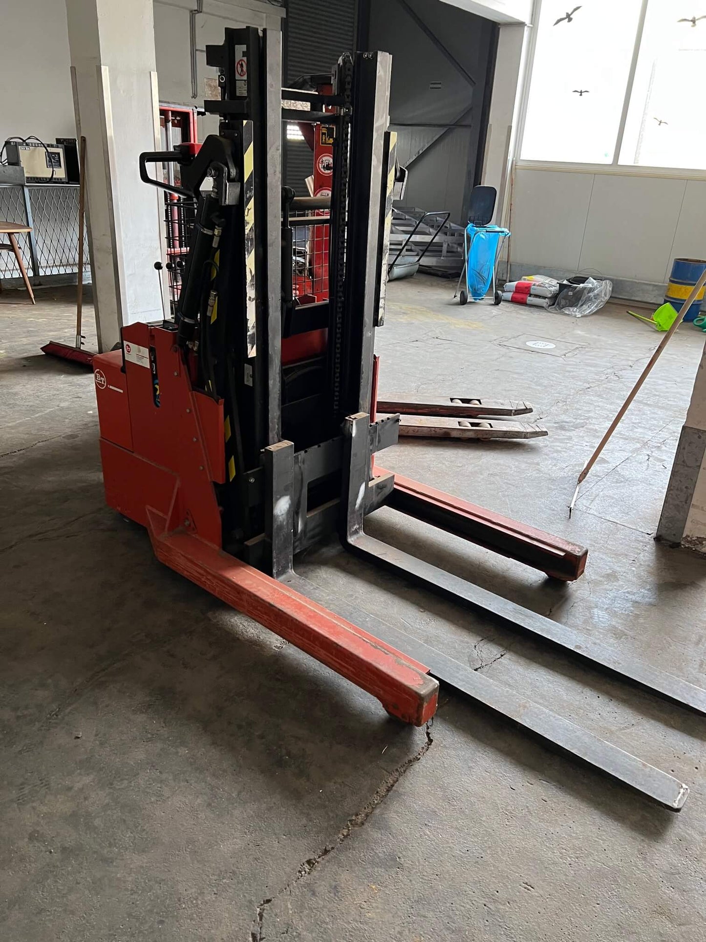 Hubameise, Stapler Fabrikat BT