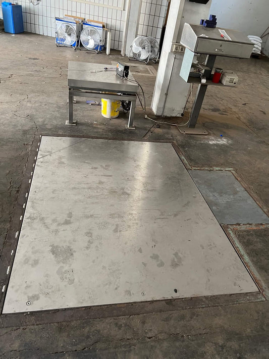 Bodenwaage Fabrikat BIZERBA bis 1500kg Tischwaage Fabrikat BIZERBA bis 150kg