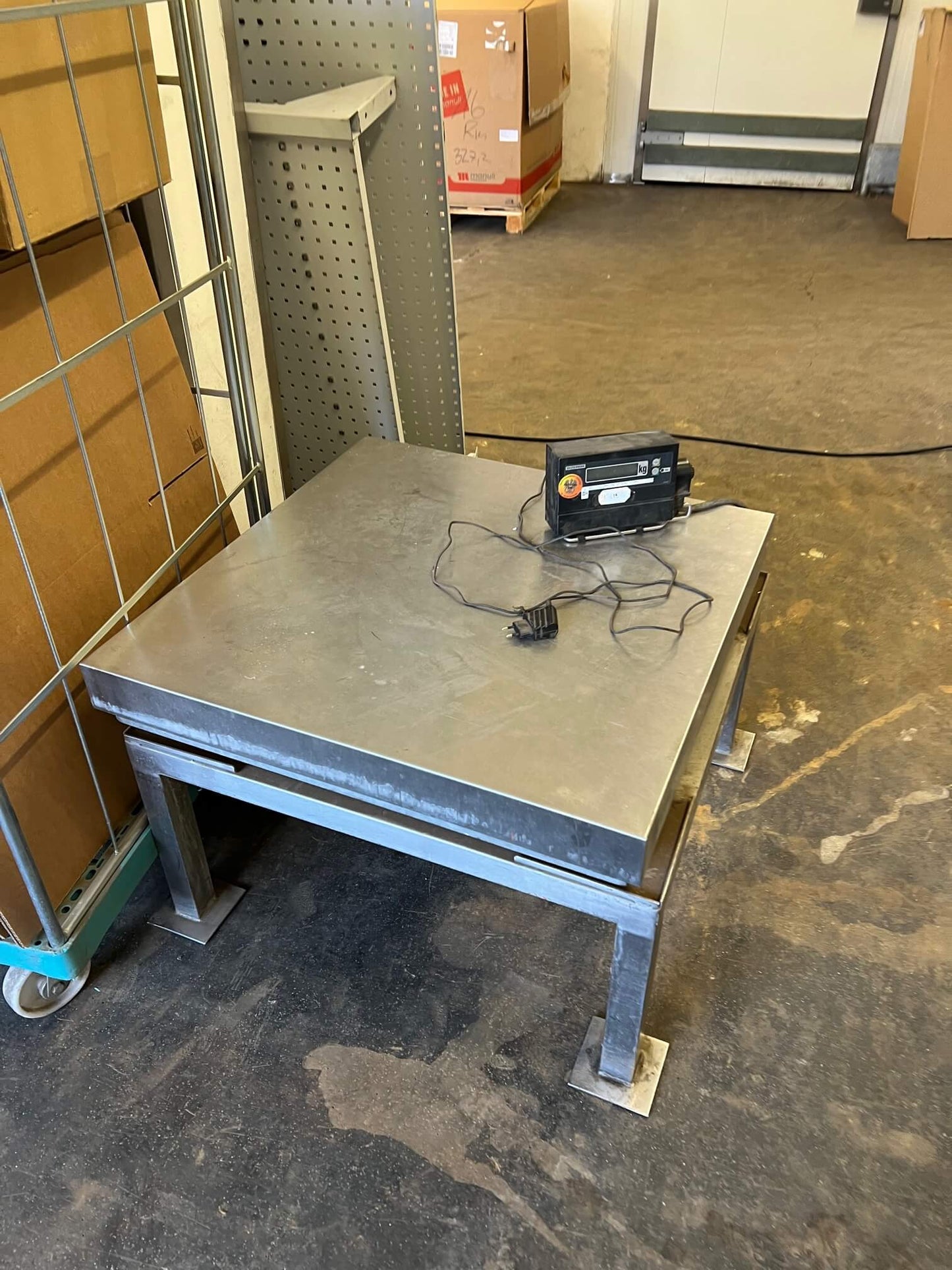 Bodenwaage Fabrikat BIZERBA bis 1500kg Tischwaage Fabrikat BIZERBA bis 150kg
