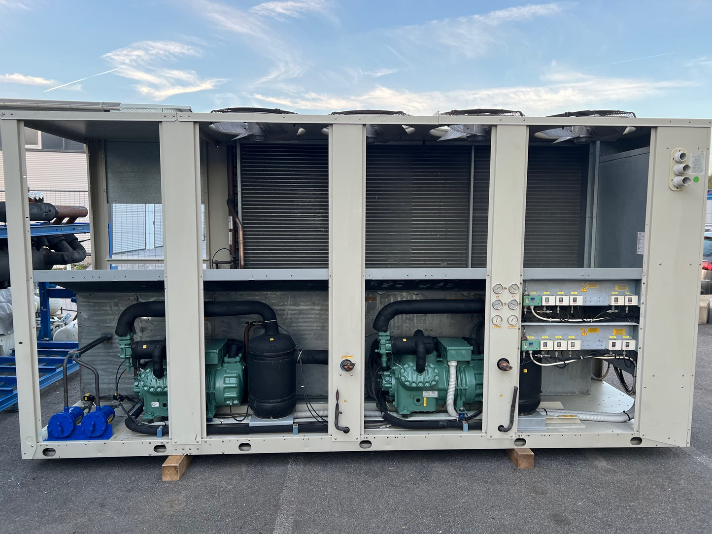 Schockfrosteranlage mit 2 Bitzer Verdichter Type S6F-30.2Y, samt Verflüssiger, Schaltkasten und Sammler