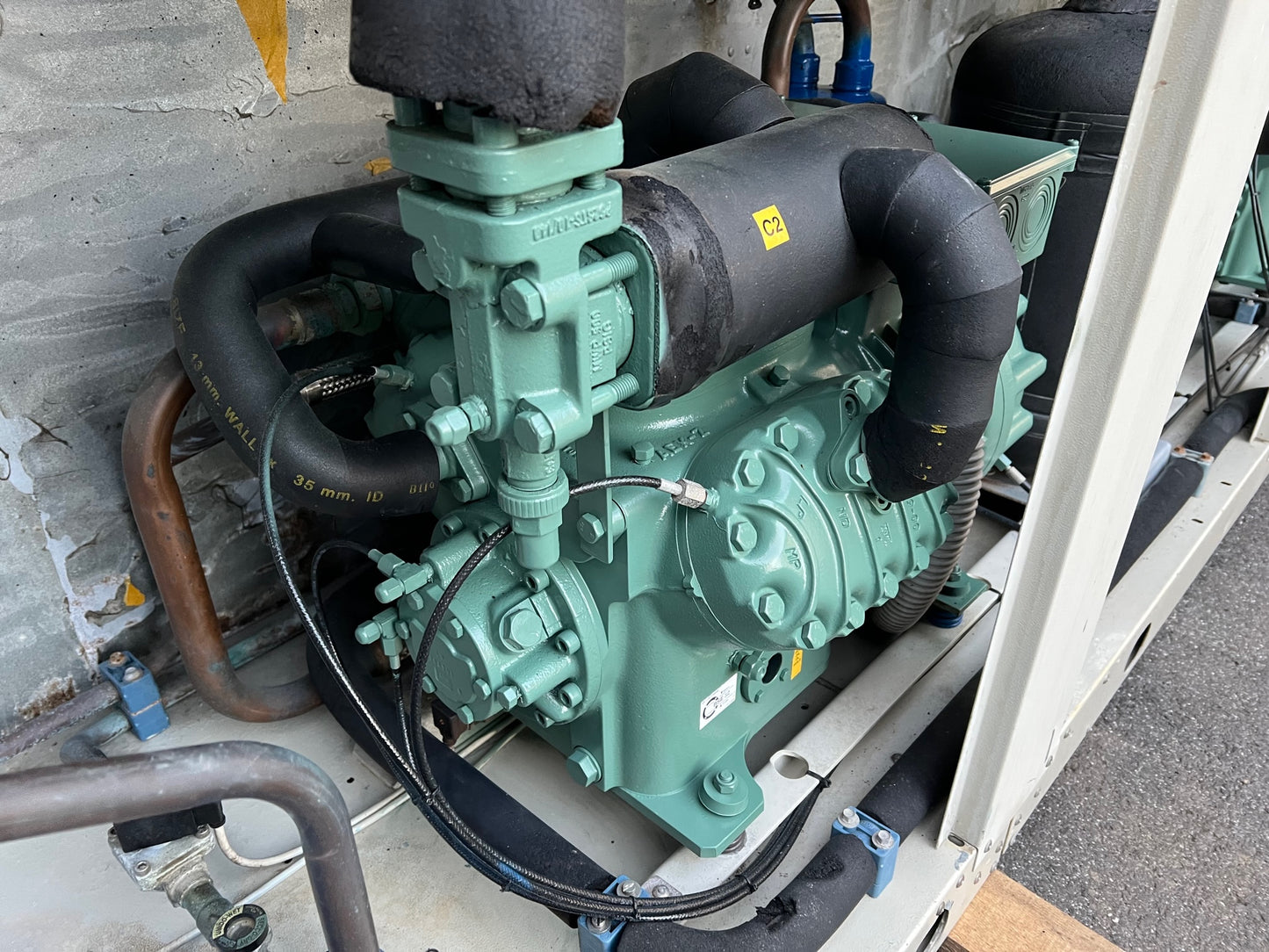 Schockfrosteranlage mit 2 Bitzer Verdichter Type S6F-30.2Y, samt Verflüssiger, Schaltkasten und Sammler