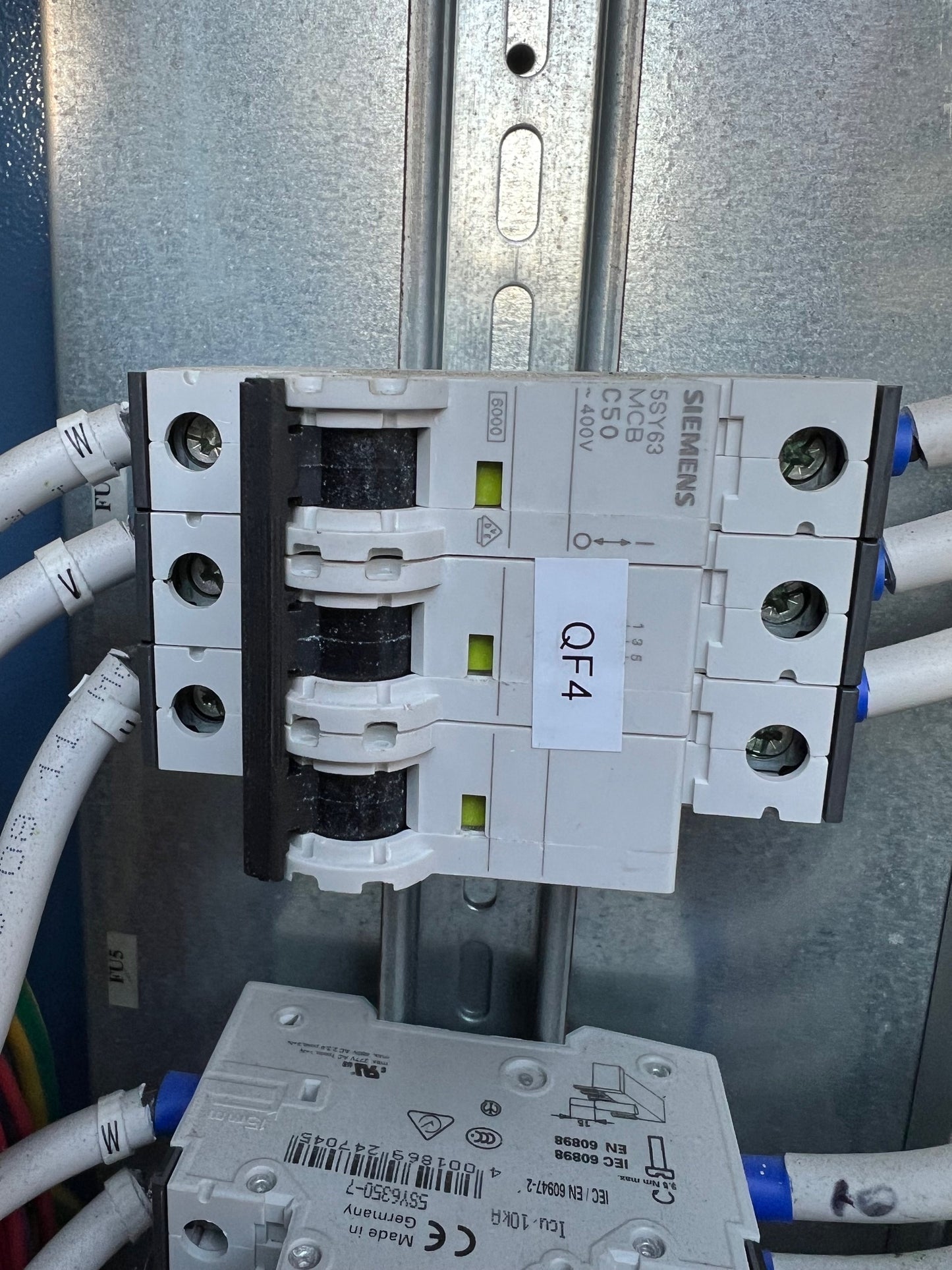 Kaltwassersatz, Chiller