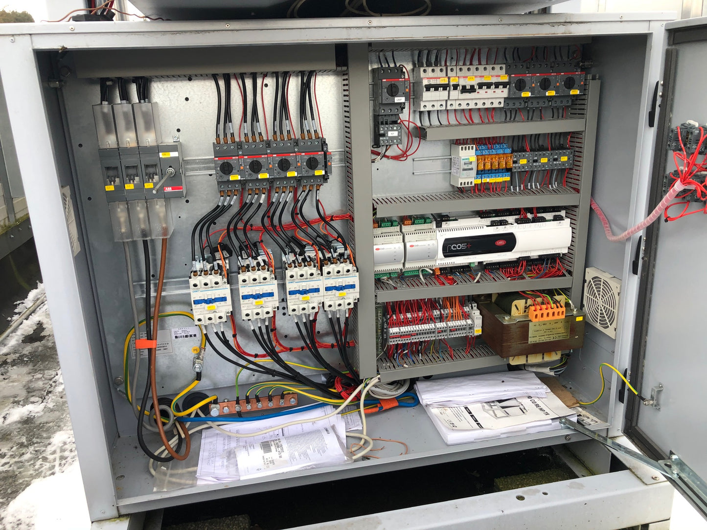 Kaltwassersatz SYSTEMAIR mit Wärmepumpe